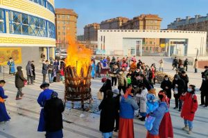 蒙古族的传统节日有哪些（蒙古族的传统节日有哪些全部）