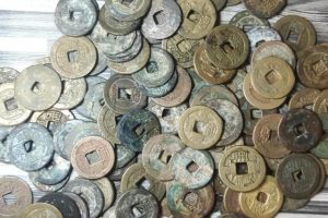 店铺起名网免费取名（金命的人古玩店起什么名字好）